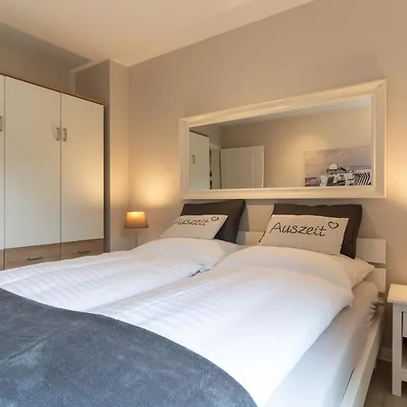 בית נופש Reetdachhaus Reetdachhus Ording Reetdachhaus Reetdachhus Ording