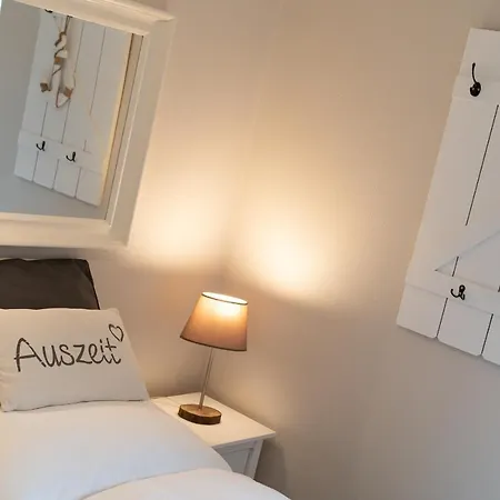 בית נופש Reetdachhaus Reetdachhus Ording Reetdachhaus Reetdachhus Ording *